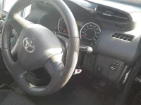 Toyota WISH лот № 30613 оценка 3.5  с аукциона в Японии 8