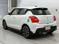 Suzuki SWIFT лот № 30616 оценка 4.5  с аукциона в Японии 5