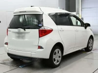 Toyota RACTIS лот № 30619 оценка 3.5  с аукциона в Японии 1