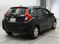 Honda FIT лот № 30620 оценка 4  с аукциона в Японии 1