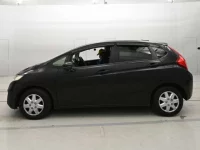 Honda FIT лот № 30620 оценка 4  с аукциона в Японии 3