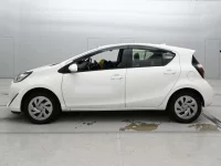 Toyota AQUA лот № 30625 оценка 4.5  с аукциона в Японии 3