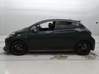 Toyota VITZ лот № 30624 оценка 4  с аукциона в Японии 3