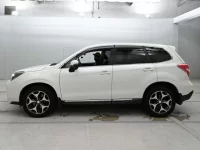 Subaru FORESTER лот № 30626 оценка 4  с аукциона в Японии 3