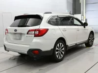 Subaru LEGACY OUTBACK лот № 30630 оценка 4  с аукциона в Японии 1