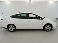 Toyota PRIUS лот № 30647 оценка R  с аукциона в Японии 2