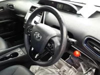 Toyota PRIUS лот № 30648 оценка 3.5  с аукциона в Японии 8