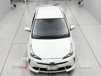 Toyota PRIUS лот № 30648 оценка 3.5  с аукциона в Японии 6