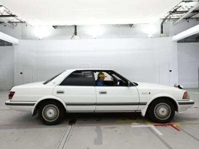 Toyota CROWN  с аукциона в Японии