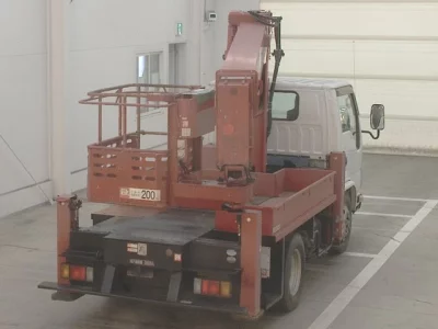 Isuzu ELF  с аукциона в Японии