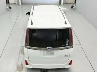 Toyota NOAH лот № 30665 оценка 3.5  с аукциона в Японии 7