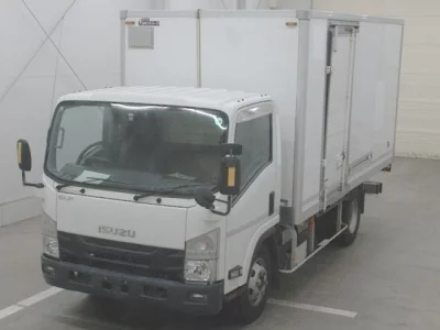 Isuzu ELF  с аукциона в Японии
