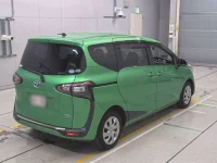 Toyota SIENTA лот № 30670 оценка 4  с аукциона в Японии 1