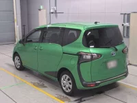Toyota SIENTA лот № 30670 оценка 4  с аукциона в Японии 5