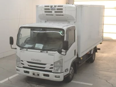 Isuzu ELF  с аукциона в Японии