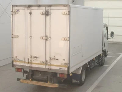 Isuzu ELF  с аукциона в Японии