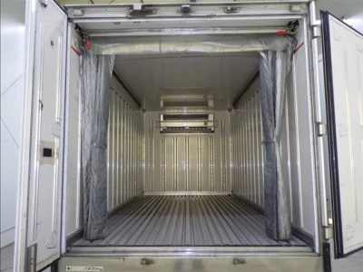 Isuzu ELF  с аукциона в Японии