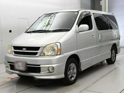 Toyota HIACE REGIUS