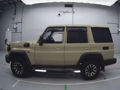 Toyota LAND CRUISER  с аукциона в Японии