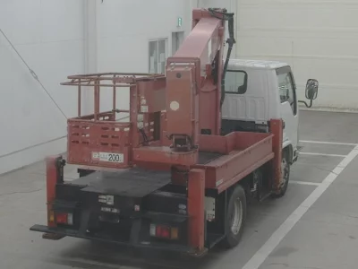 Isuzu ELF  с аукциона в Японии