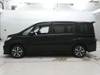 Honda STEP WAGON лот № 30702 оценка 4.5  с аукциона в Японии 3