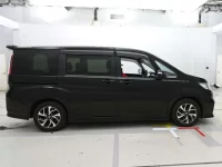 Honda STEP WAGON лот № 30702 оценка 4.5  с аукциона в Японии 2