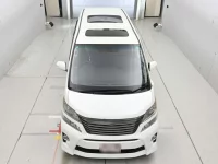 Toyota VELLFIRE лот № 30699 оценка 4  с аукциона в Японии 6