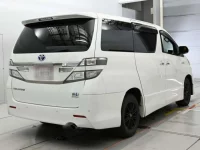 Toyota VELLFIRE лот № 30699 оценка 4  с аукциона в Японии 1