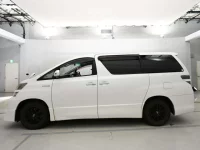 Toyota VELLFIRE лот № 30699 оценка 4  с аукциона в Японии 3