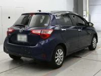 Toyota VITZ лот № 30705 оценка 4  с аукциона в Японии 1