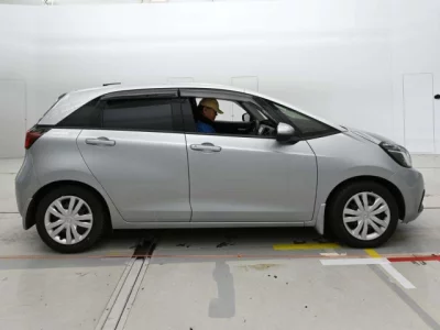 Honda FIT  с аукциона в Японии