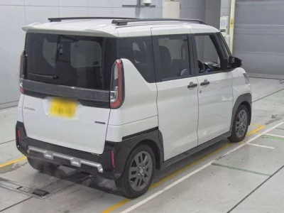 Mitsubishi DELICA MINI  с аукциона в Японии