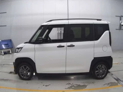 Mitsubishi DELICA MINI  с аукциона в Японии