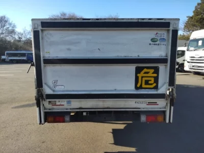 Toyota DYNA  с аукциона в Японии