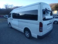 Toyota HIACE лот № 9281 оценка 3.5  с аукциона в Японии 4