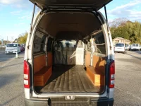 Toyota REGIUS ACE VAN лот № 26112 оценка 3.5  с аукциона в Японии 6