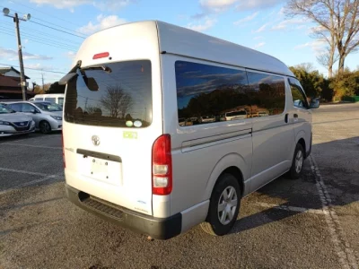Toyota REGIUS ACE VAN  с аукциона в Японии