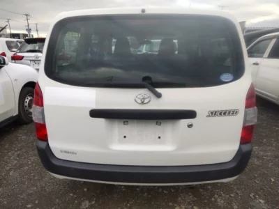 Toyota SUCCEED