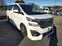 Toyota VELLFIRE лот № 23181 оценка 3.5  с аукциона в Японии 1