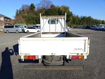 Nissan ATLAS  с аукциона в Японии