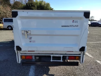 Nissan ATLAS  с аукциона в Японии