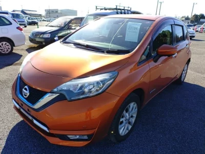 Nissan NOTE  с аукциона в Японии