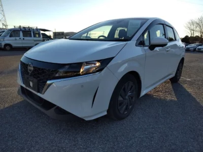 Nissan NOTE  с аукциона в Японии