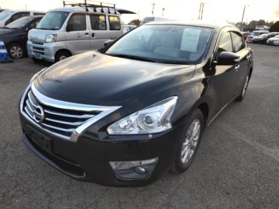 Nissan TEANA