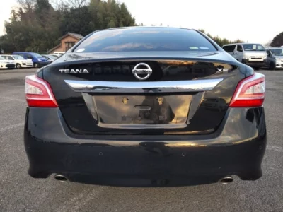 Nissan TEANA