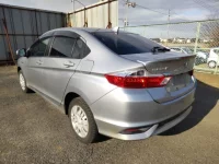 Honda GRACE лот № 25203 оценка 4  с аукциона в Японии 4