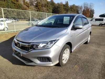 Honda GRACE  с аукциона в Японии