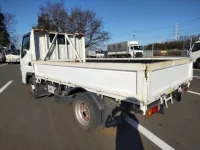 Mitsubishi CANTER лот № 16970 оценка 3.5  с аукциона в Японии 4