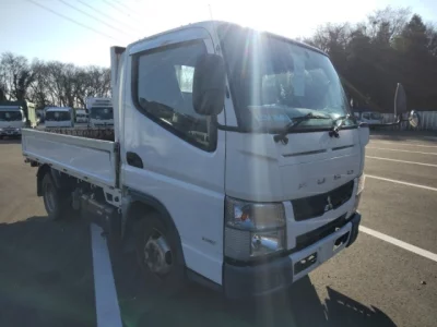 Mitsubishi CANTER  с аукциона в Японии