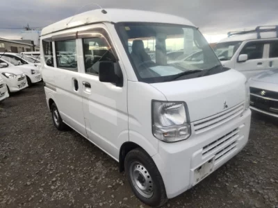 Mitsubishi MINICAB VAN  с аукциона в Японии
